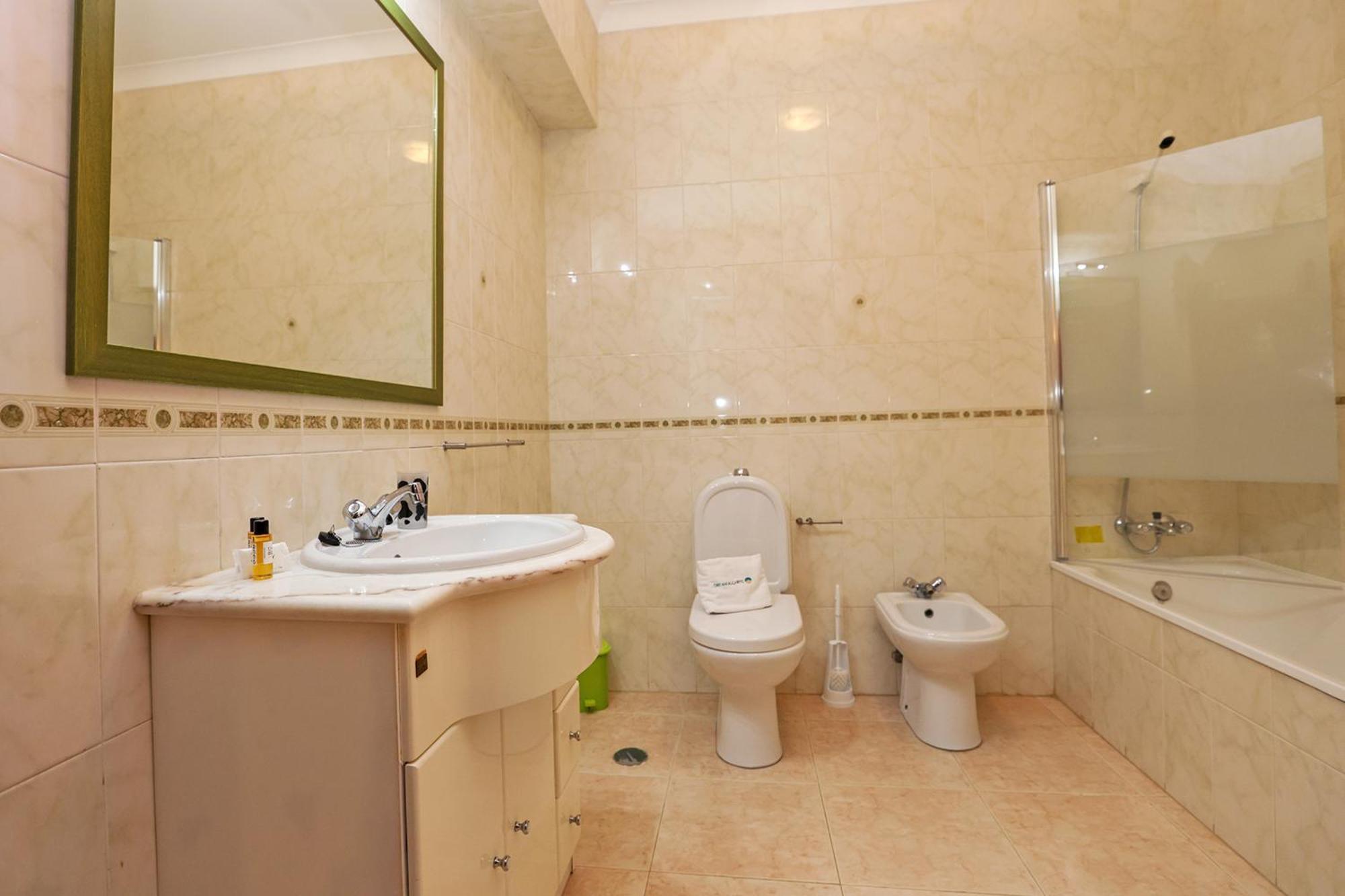 C25 - Town Center Apartment In لاغوس المظهر الخارجي الصورة